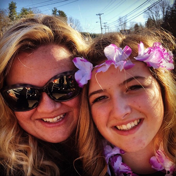 Meet your Posher, Mitzi - Picture 1 of 1